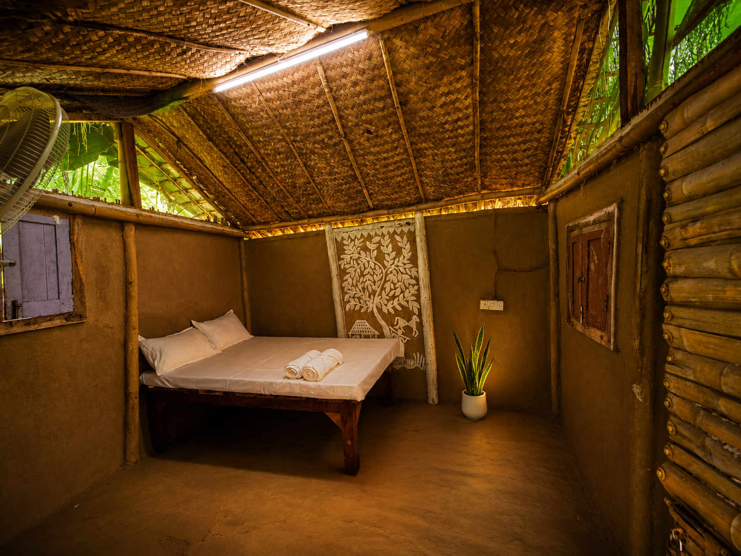 Bamboo mud hut stay at DERA CAMP by Aaranya near Bhopal